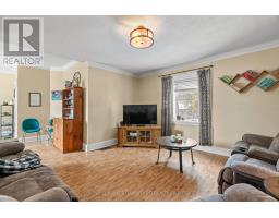103 RICHMOND STREET S - 29