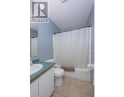 66 - 9 AILSA PLACE - 22