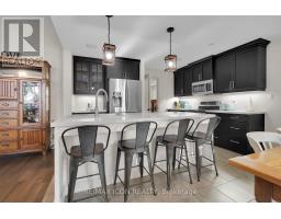 17 TANAGER PLACE - 14