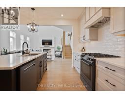 27 BRISCOE CRESCENT - 11