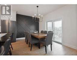27 BRISCOE CRESCENT - 12