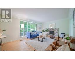 39 TORRINGTON CRESCENT - 10