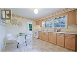 39 TORRINGTON CRESCENT - 15