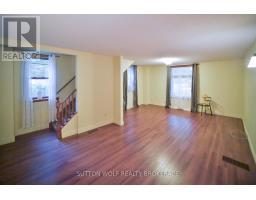 32 ARTHUR STREET - 13