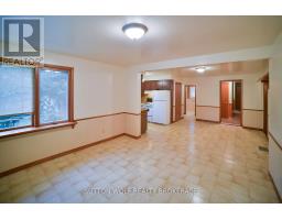 32 ARTHUR STREET - 17