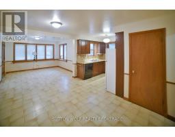 32 ARTHUR STREET - 21