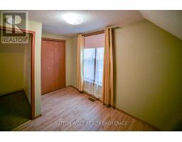 32 ARTHUR STREET - 29