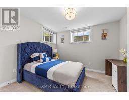 25 FOX HOLLOW COURT - 28