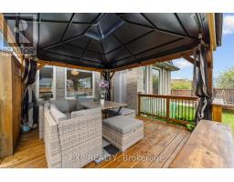 25 FOX HOLLOW COURT - 32