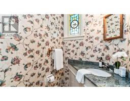 18 METAMORA CRESCENT - 8