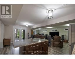 2800 SHEFFIELD PLACE - 37