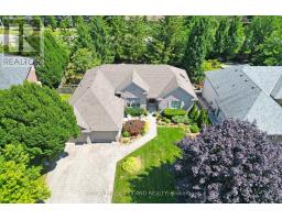 26 BUTTERNUT LANE - 2