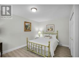 26 BUTTERNUT LANE - 23