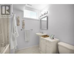 26 BUTTERNUT LANE - 24