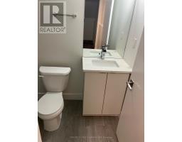 36 - 105 ANDOVER DRIVE - 19