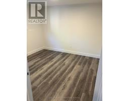 36 - 105 ANDOVER DRIVE - 26