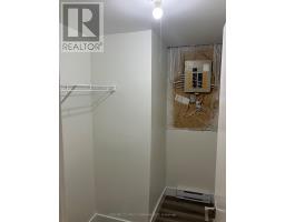 36 - 105 ANDOVER DRIVE - 30