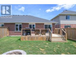 24 ASHBERRY PLACE - 11