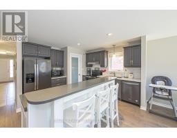 24 ASHBERRY PLACE - 21