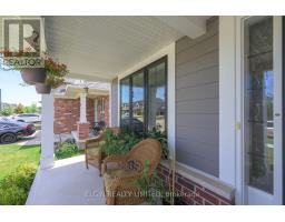 24 ASHBERRY PLACE - 5