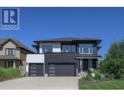 7 VALLEYVIEW CRESCENT - 2