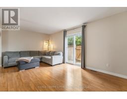 26 - 720 DEVERON CRESCENT - 26
