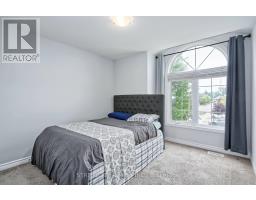 77 - 1061 EAGLETRACE DRIVE - 17