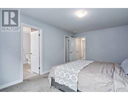 77 - 1061 EAGLETRACE DRIVE - 20