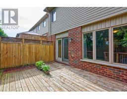 77 - 1061 EAGLETRACE DRIVE - 32