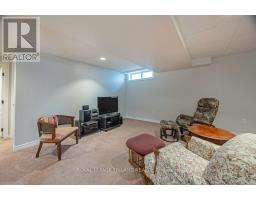 106 HAGERMAN CRESCENT - 27