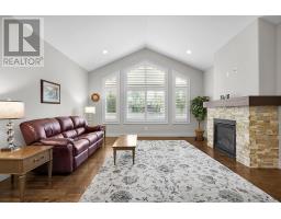 173 MARTIN DRIVE - 23