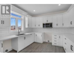 2 BOUW PLACE - 33