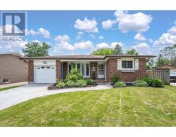 144 ANTRIM CRESCENT - 2