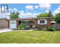 144 ANTRIM CRESCENT - 3