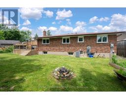 144 ANTRIM CRESCENT - 35