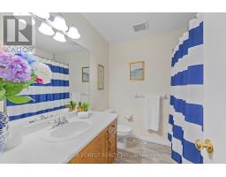 930 RAILTON AVENUE - 13