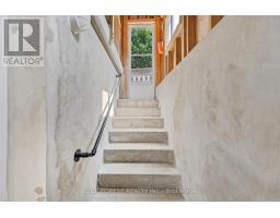 930 RAILTON AVENUE - 25