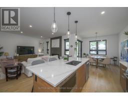 14 - 203 WYCHWOOD PARK - 10