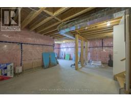 14 - 203 WYCHWOOD PARK - 30