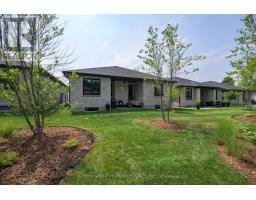 14 - 203 WYCHWOOD PARK - 33