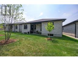 14 - 203 WYCHWOOD PARK - 44