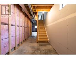 3833 CAMPBELL STREET N - 29