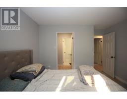 807 - 95 BASELINE ROAD W - 17