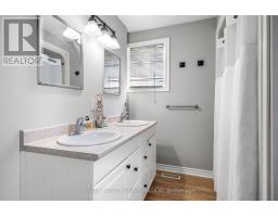 142 BRITANNIA AVENUE - 18