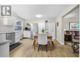 539 VISCOUNT ROAD - 11