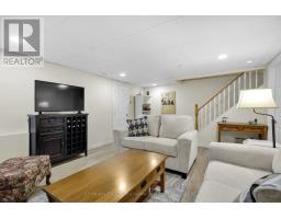 539 VISCOUNT ROAD - 29