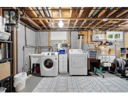 539 VISCOUNT ROAD - 30
