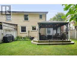 539 VISCOUNT ROAD - 38