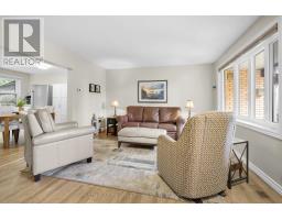 539 VISCOUNT ROAD - 7