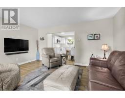 539 VISCOUNT ROAD - 9
